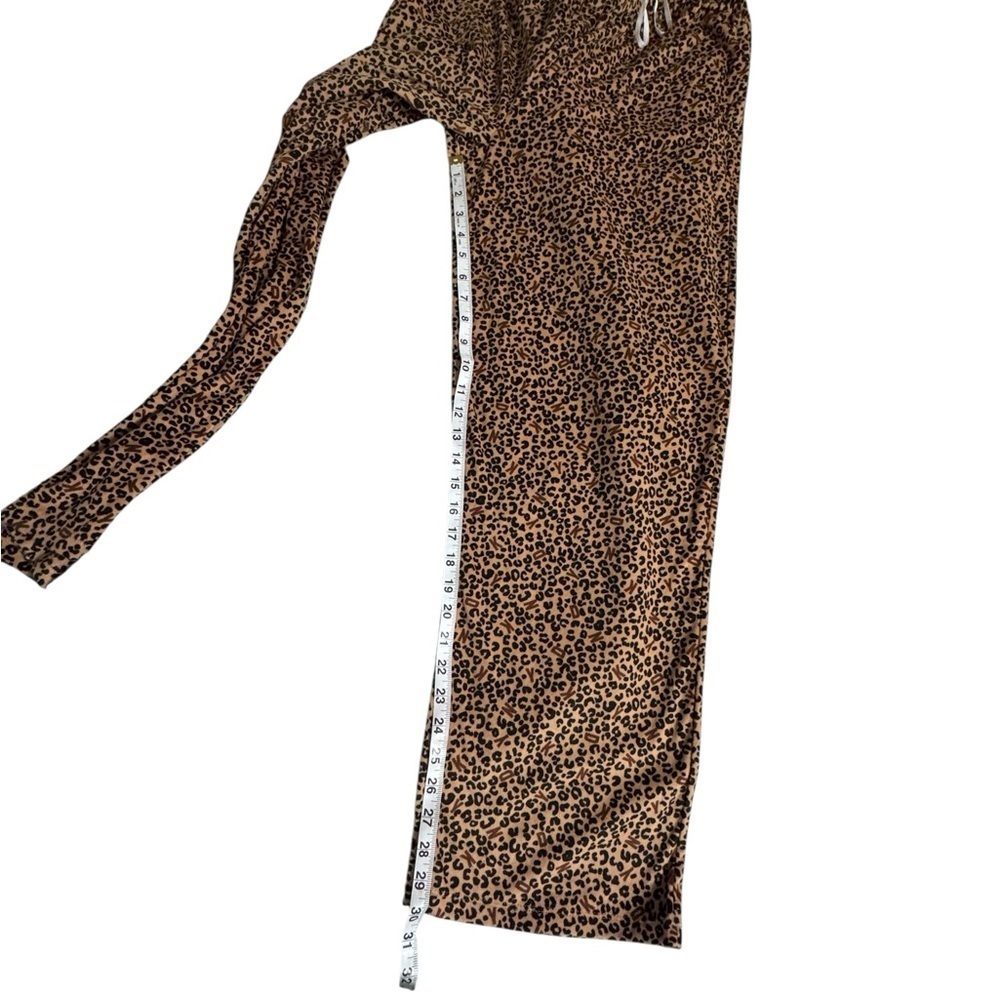 DKNY Cheetah Print Fleece 2PC Pajama Pant Set Long Sleeves LRG p16 - Picture 5 of 7